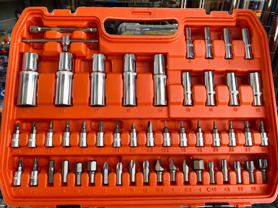 108Pcs Mechanics Tool Set Kit 6-Point Socket Ratchet Wrench Repair Toolset Case