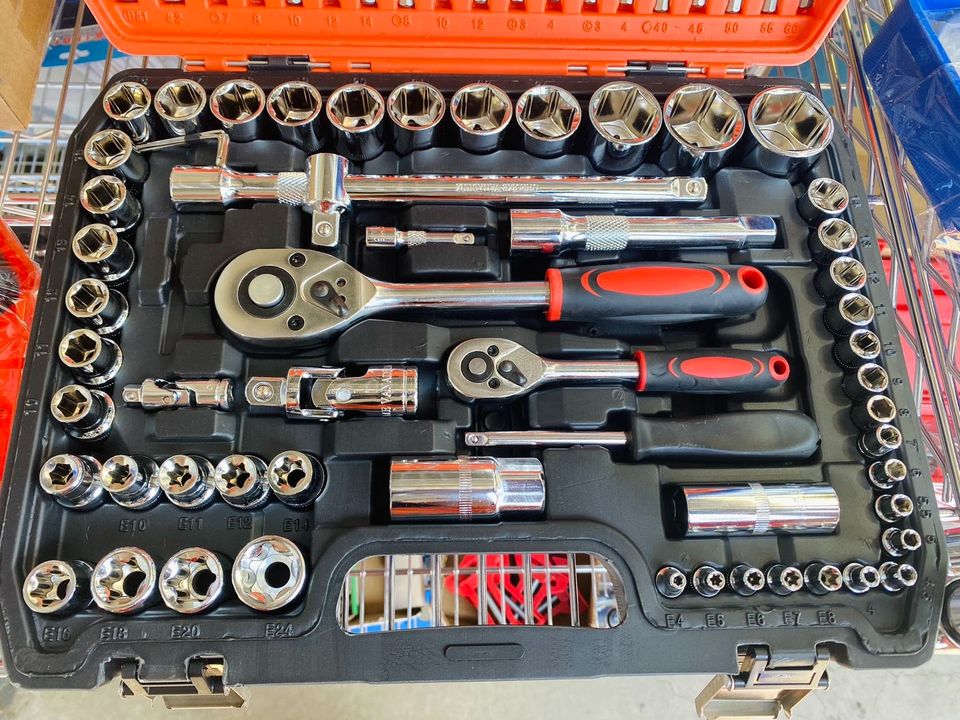 108Pcs Mechanics Tool Set Kit 6-Point Socket Ratchet Wrench Repair Toolset Case