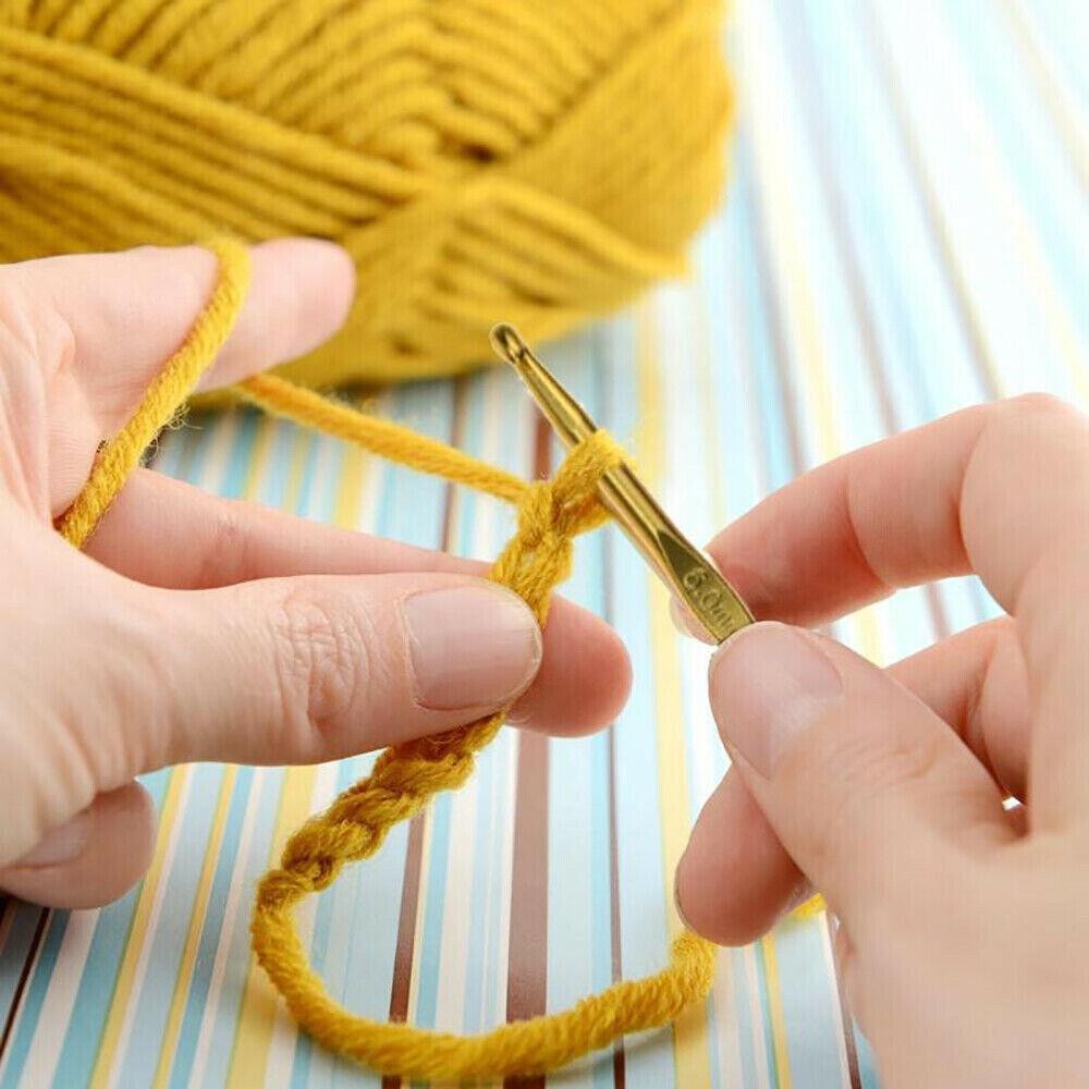Aluminum Crochet Hooks Kit 124PCS Weave Yarn Knitting Needles Sewing Tools Case